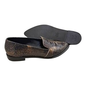 Stuart Weitzman Bronze Snakeskin Loafers Womens 9M